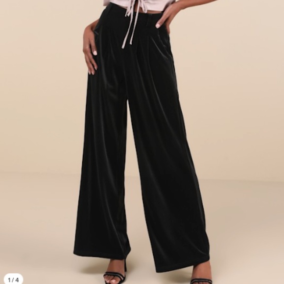 LULUS Sexy Velvet Y2K Chic Wide Leg Pleated High Waisted Wide Leg Trouser Pant - Picture 1 of 5